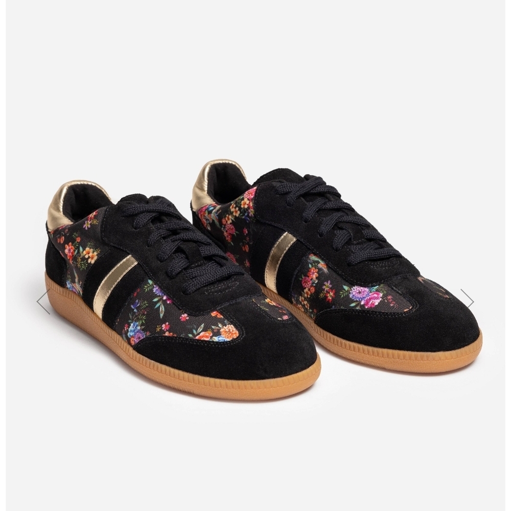 NIB Johnny Was Suede Dreamer Sneaker in Black & Gold, Size 7.5